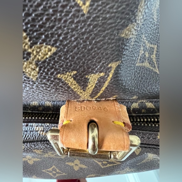 💎✨AUTHENTIC✨💎 Louis Vuitton Montsouris GM - Picture 8 of 8